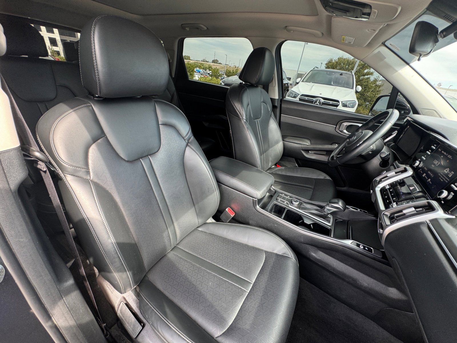 Used 2021 Kia Sorento S w/ Panoramic Sunroof Package AWD/4WD image 18
