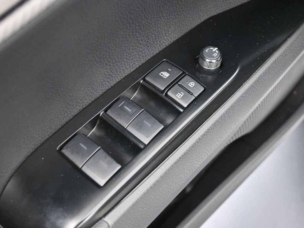 Used 2026 Toyota Camry SE w/ Convenience Package image 17