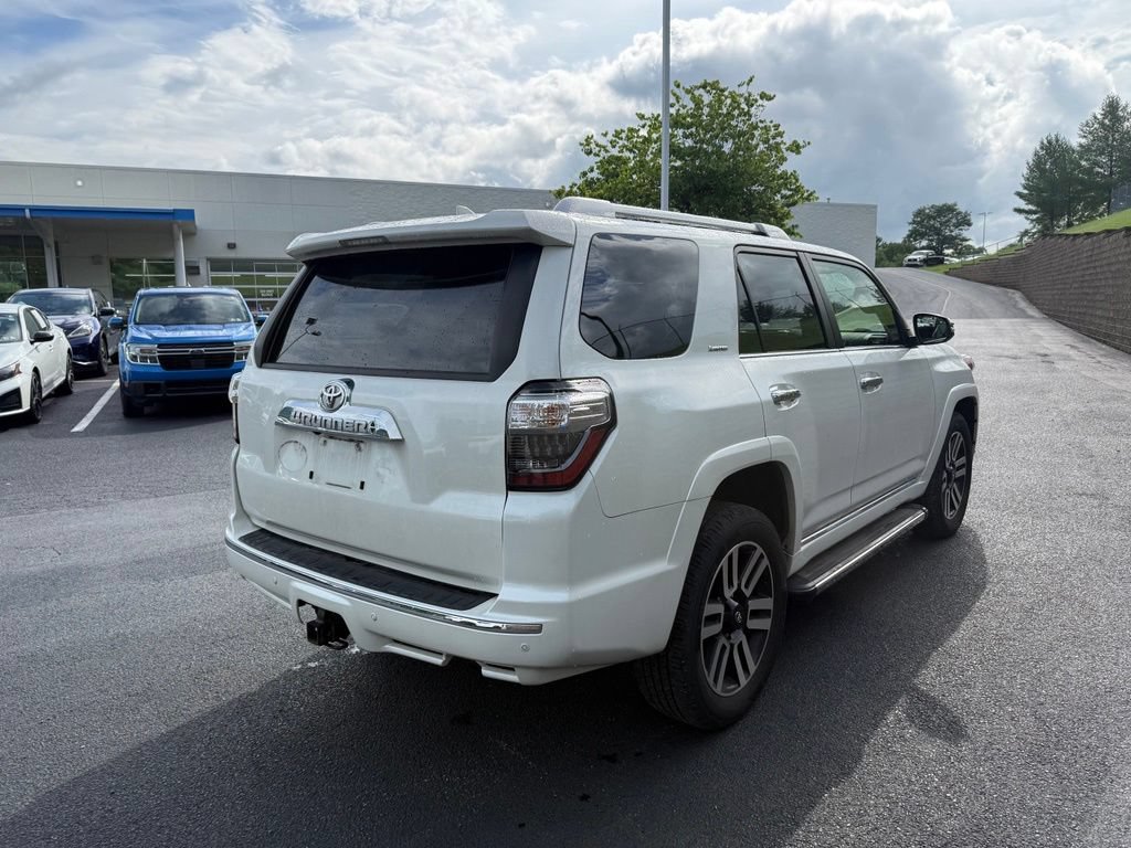 Used 2022 Toyota 4Runner Limited AWD/4WD image 4