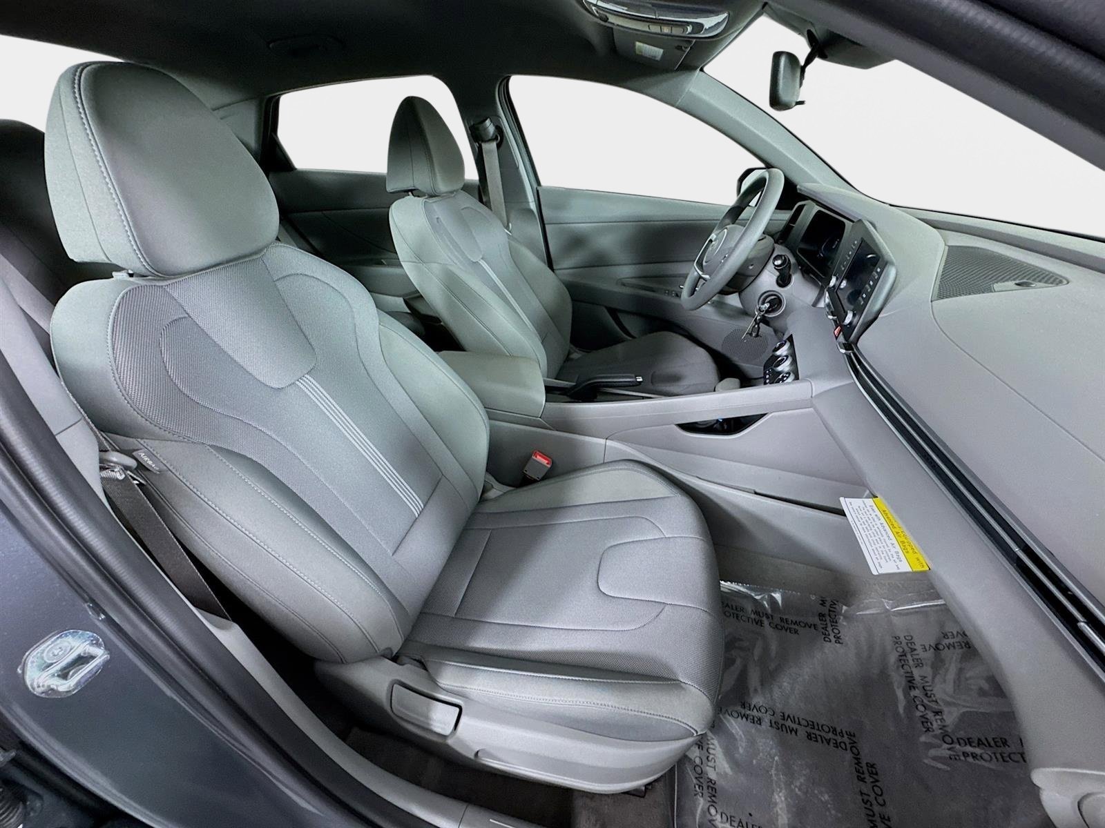 Certified 2025 Hyundai Elantra SE image 25