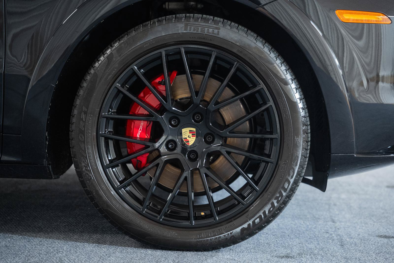 Used 2021 Porsche Cayenne GTS AWD/4WD image 19