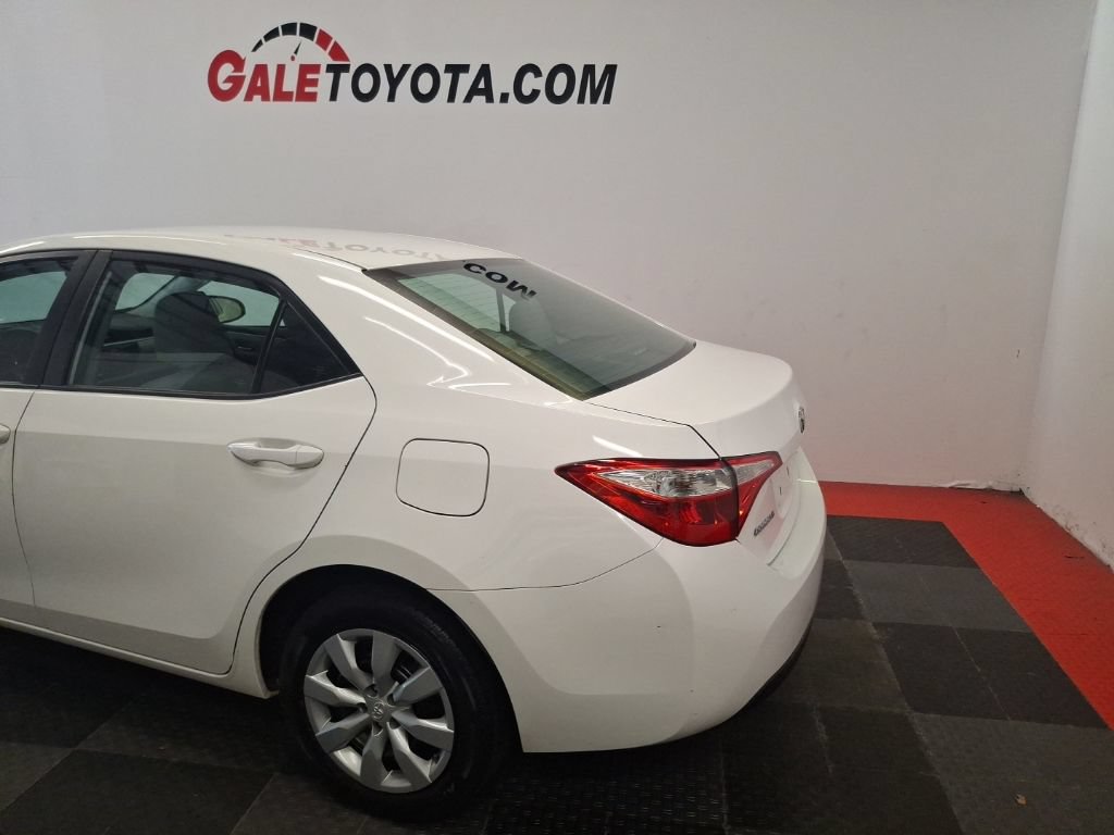 Used 2016 Toyota Corolla LE FWD image 7