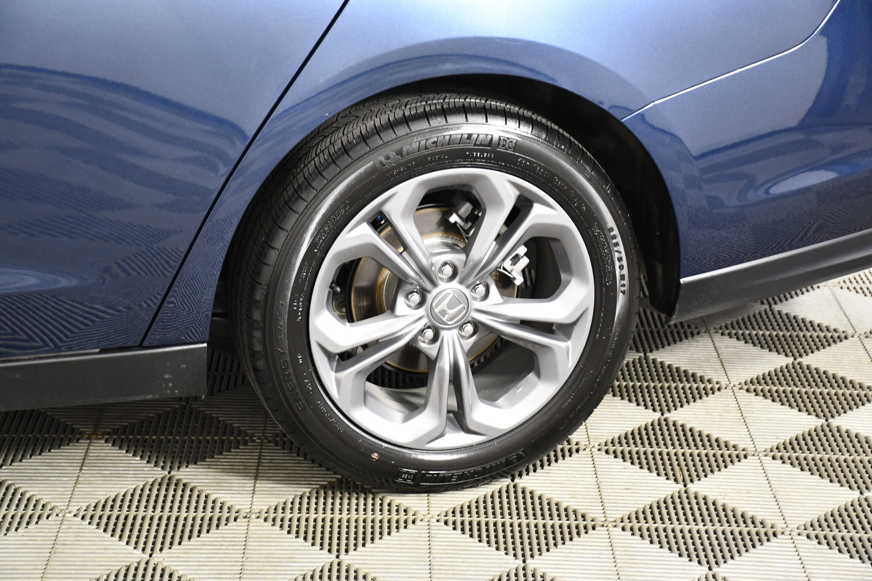 Certified 2024 Honda Accord EX image 49
