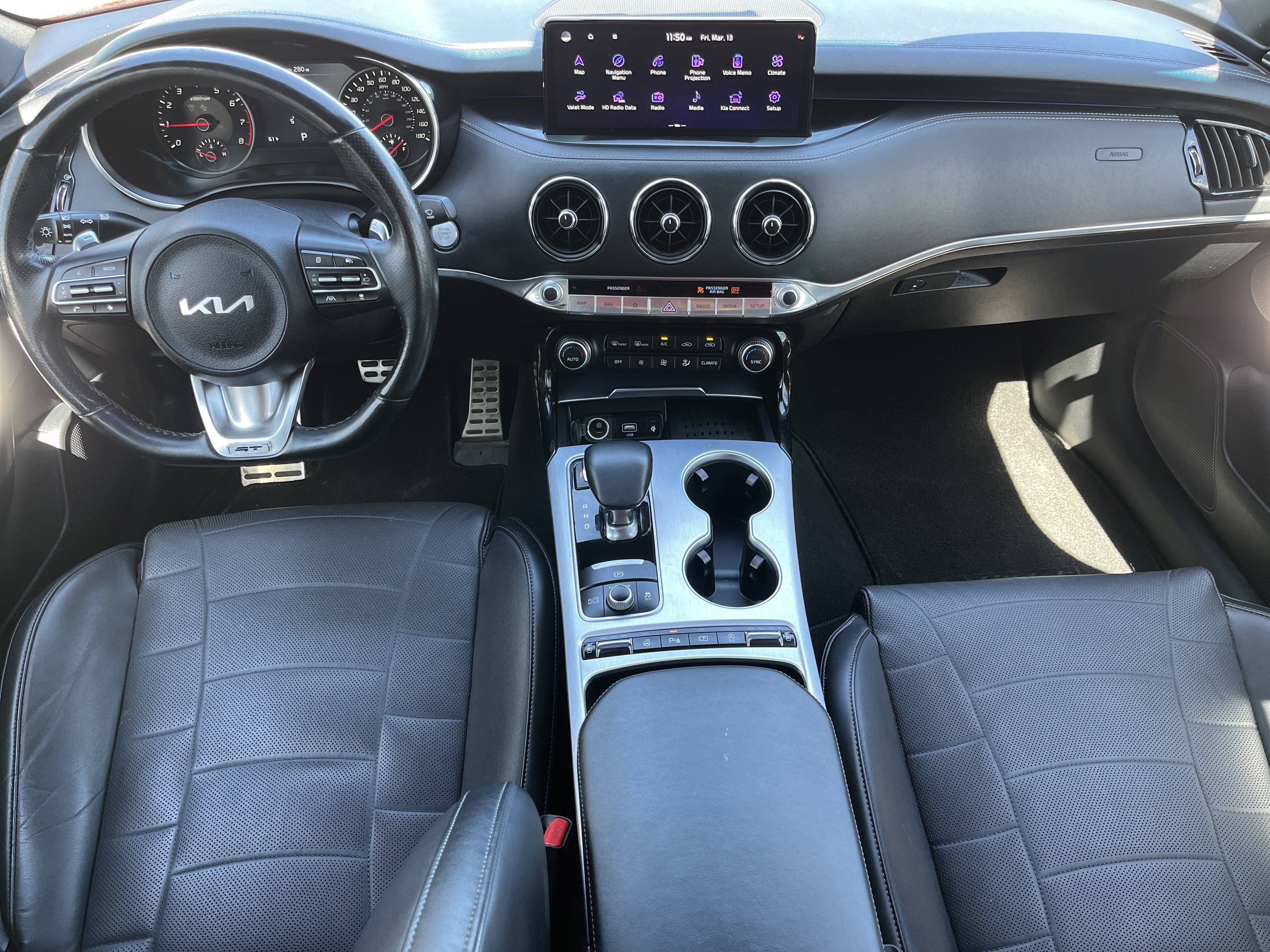 Used 2023 Kia Stinger GT2 video 3