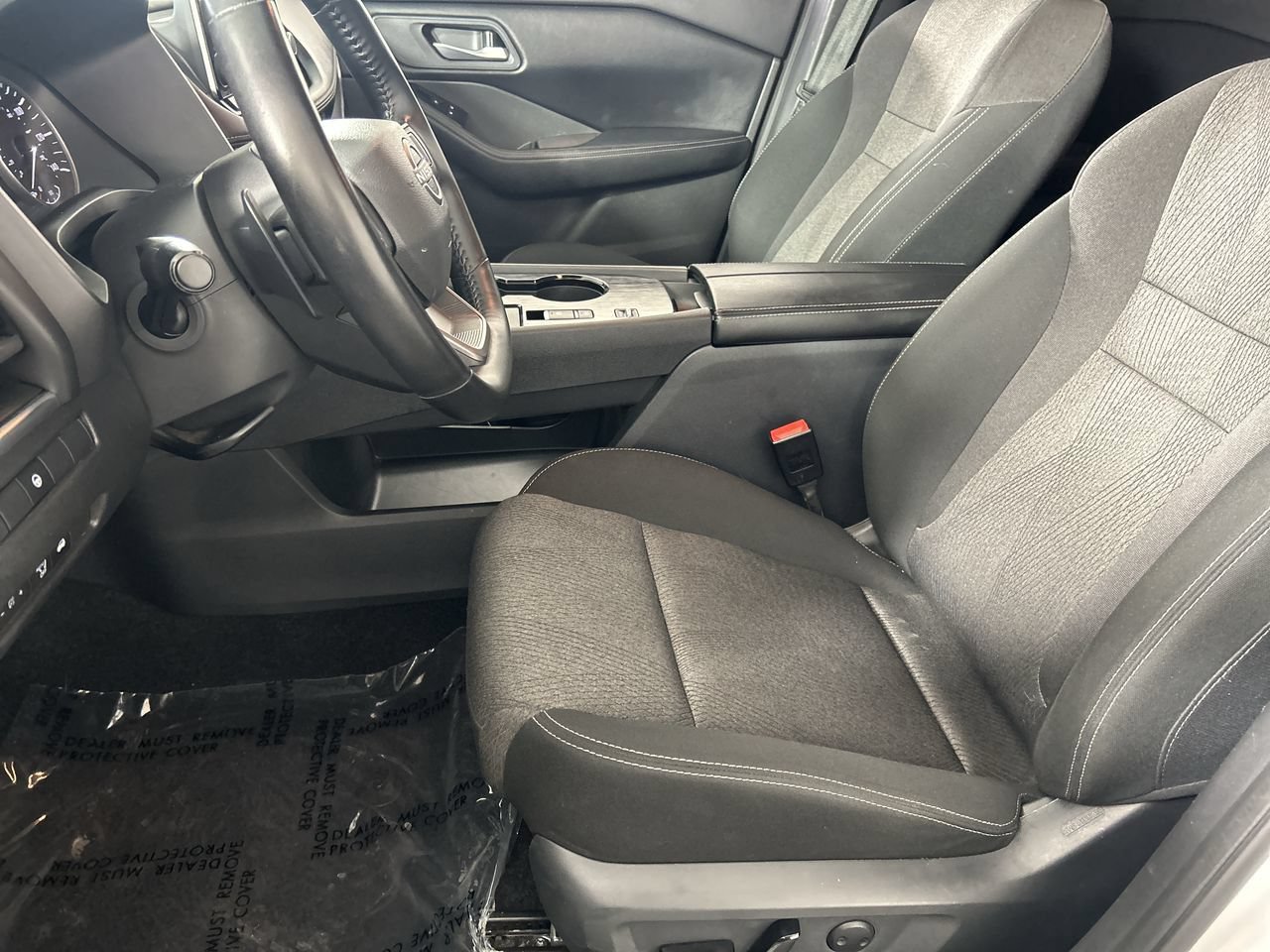 Used 2025 Nissan Rogue SV FWD image 21
