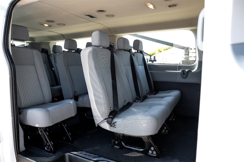 Used 2016 Ford Transit 350 XL image 34