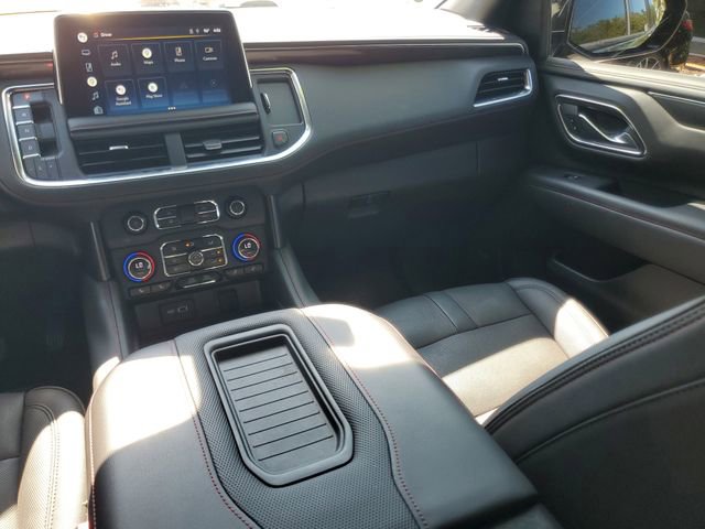 Used 2022 Chevrolet Tahoe RST w/ Luxury Package AWD/4WD image 18