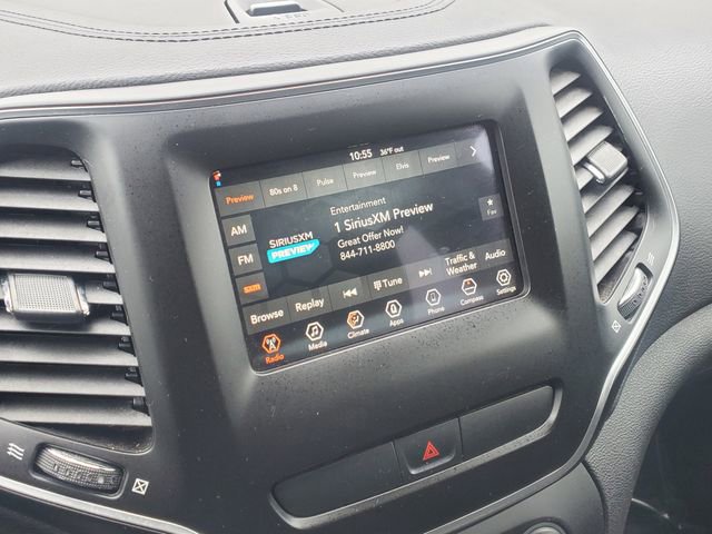 Used 2019 Jeep Cherokee Latitude w/ Popular Appearance Group image 26