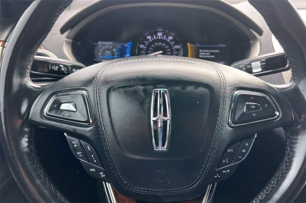 Used 2020 Lincoln MKZ Reserve image 25