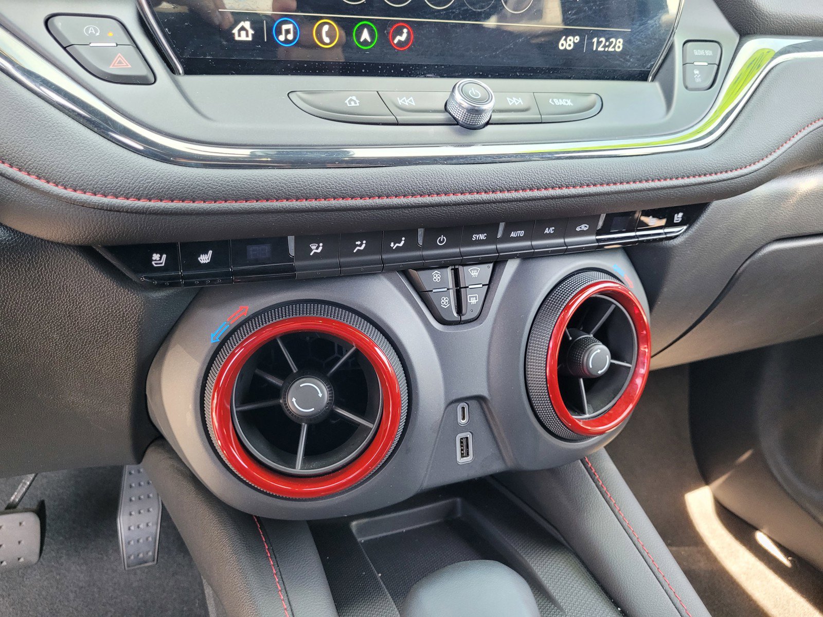 Used 2023 Chevrolet Blazer RS w/ Enhanced Convenience Package FWD image 20