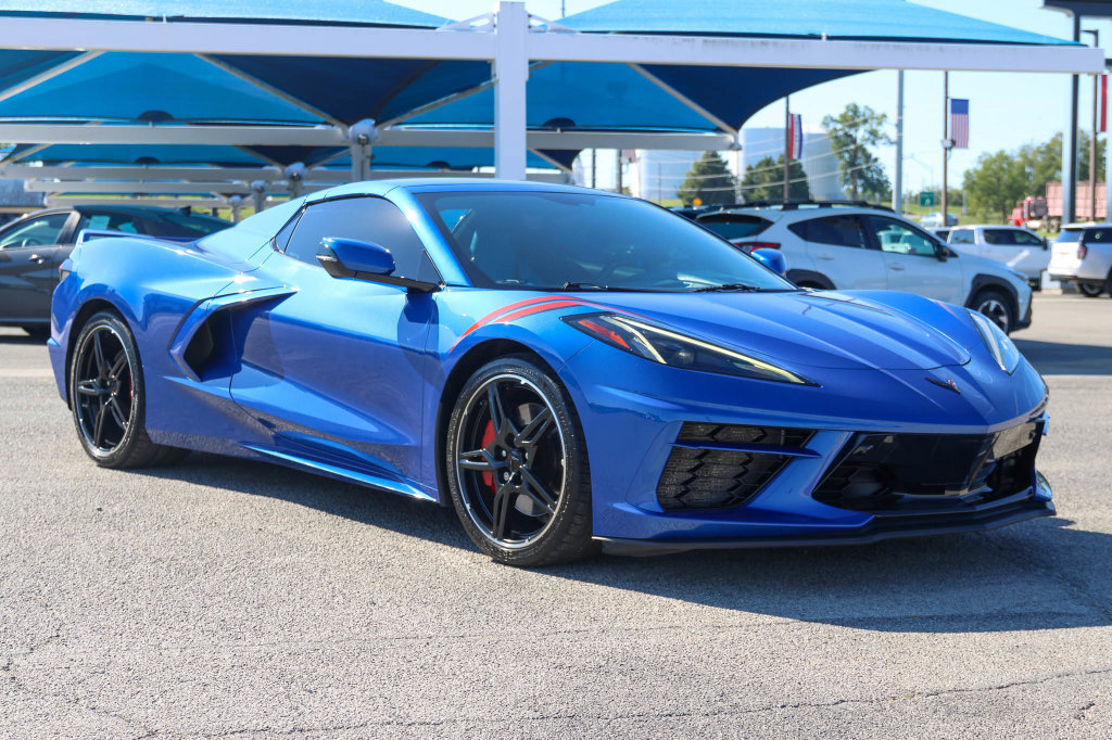 Used 2022 Chevrolet Corvette Stingray Premium Conv w/ Z51 Performance Package RWD image 4