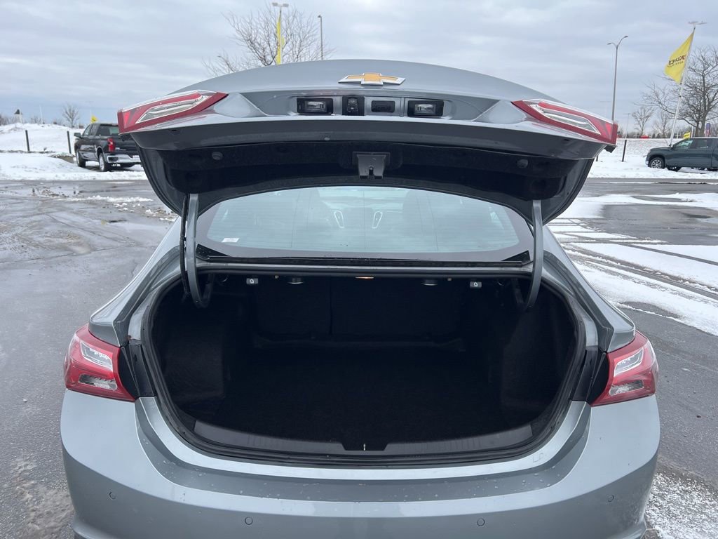Used 2024 Chevrolet Malibu LT image 7