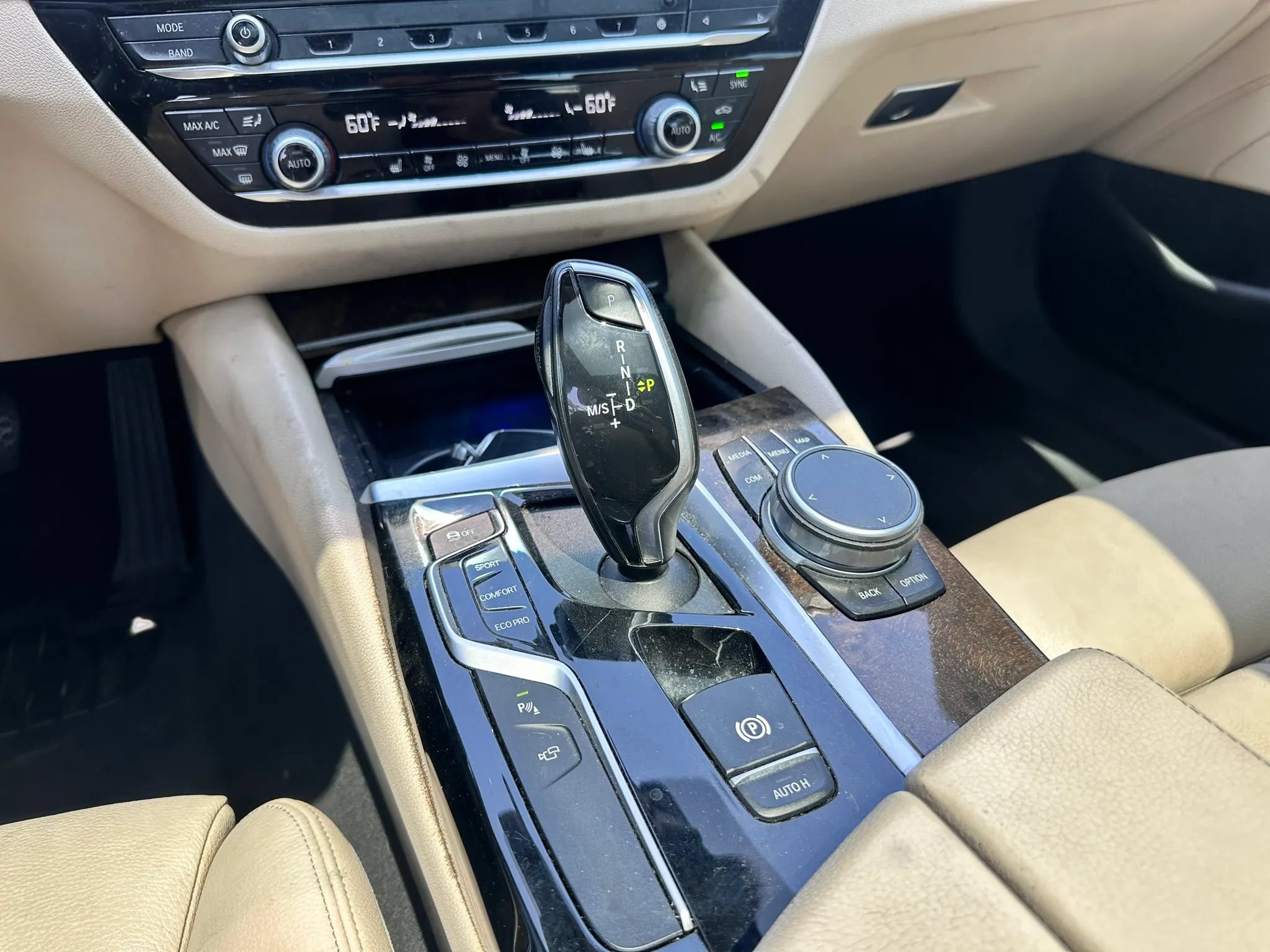 Used 2020 BMW 530i w/ M Sport Package RWD image 85