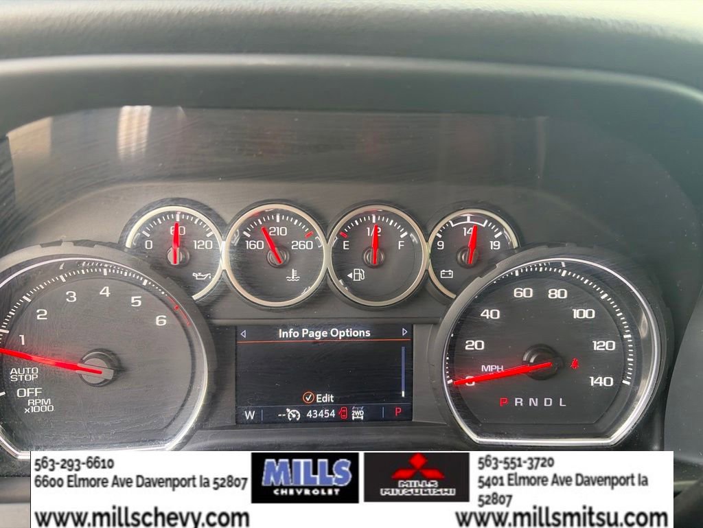 Used 2022 Chevrolet Silverado 1500 RST AWD/4WD image 13