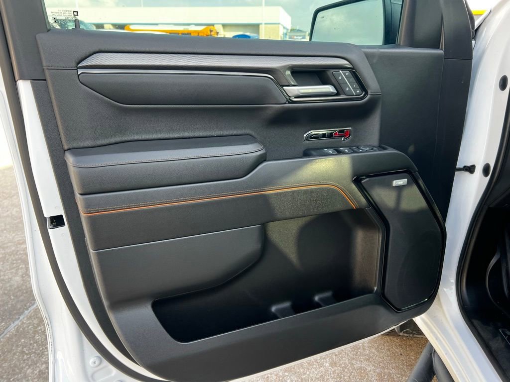 Used 2023 GMC Sierra 1500 AT4 w/ AT4 Premium Package image 10