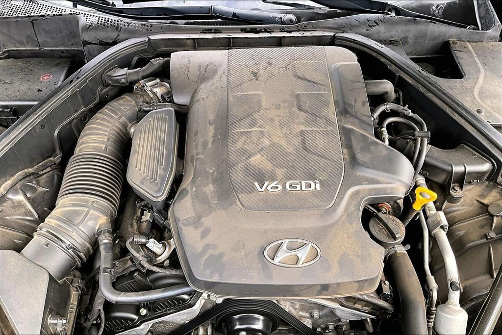 Used 2016 Hyundai Genesis 3.8 RWD image 20