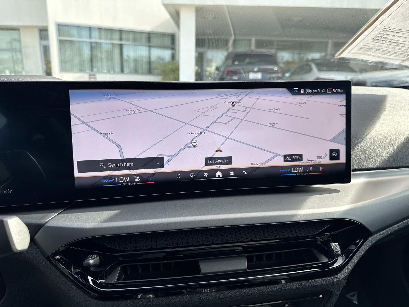 Used 2025 BMW 230i xDrive 230i xDrive Coupe AWD w/ Premium Package image 25