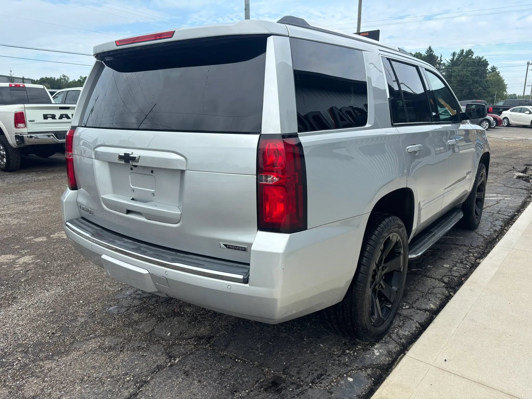 Used 2018 Chevrolet Tahoe Premier AWD/4WD image 8