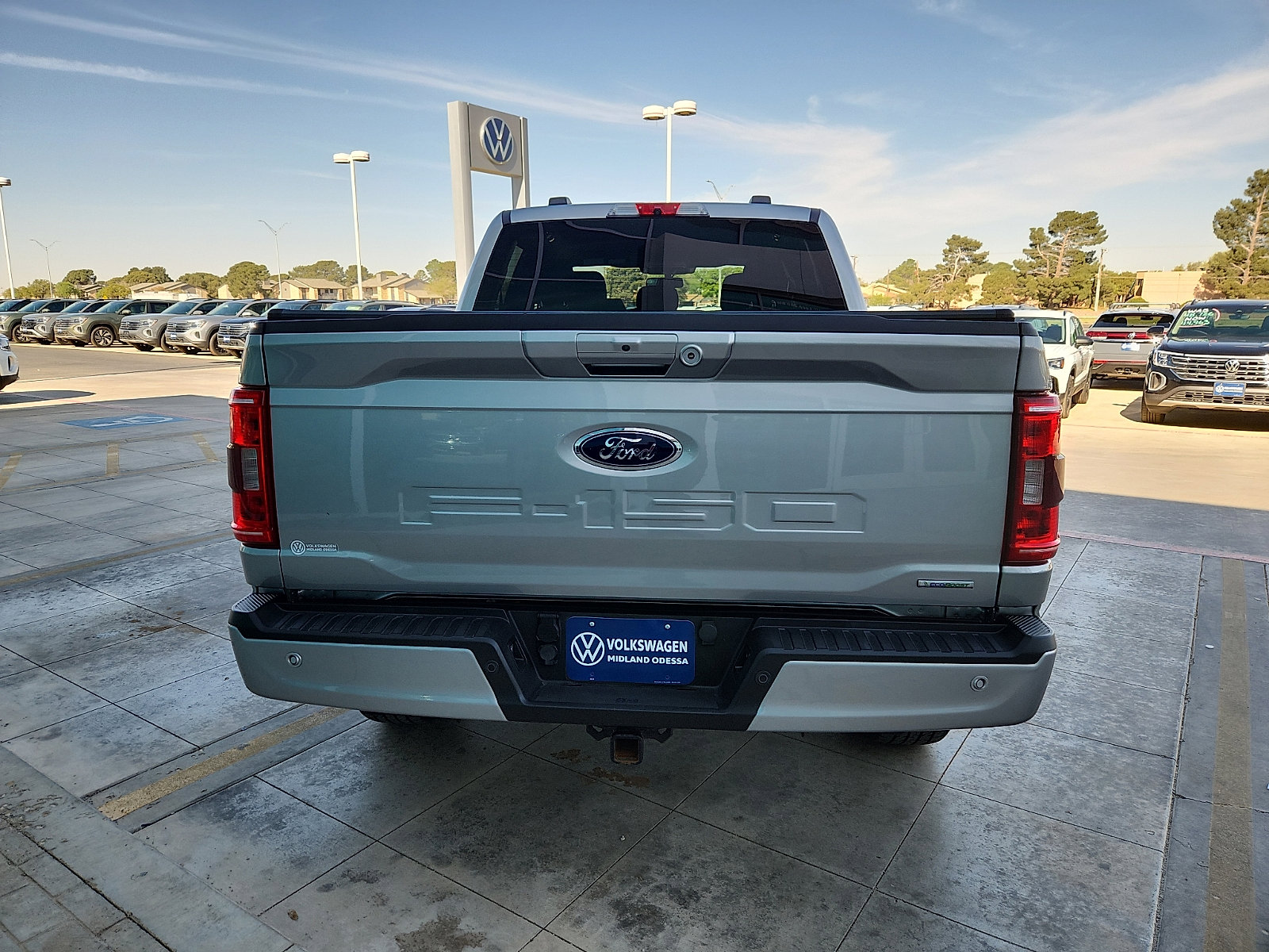 Used 2022 Ford F150 XLT w/ Equipment Group 302A High image 6