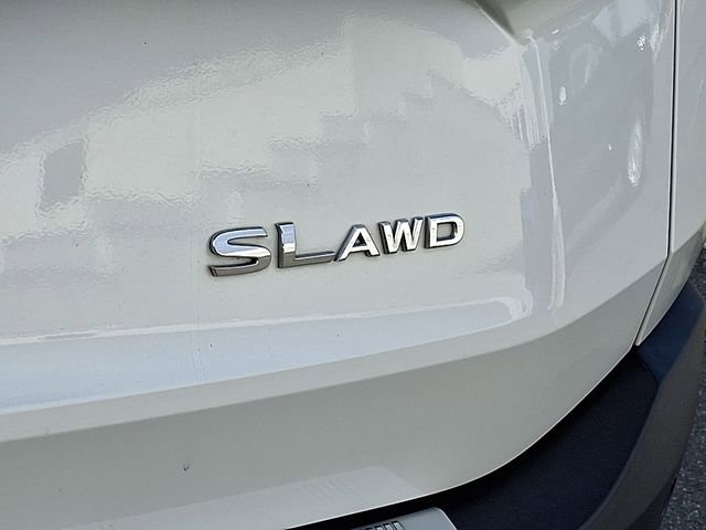 Used 2022 Nissan Rogue SL w/ SL Premium Package image 35