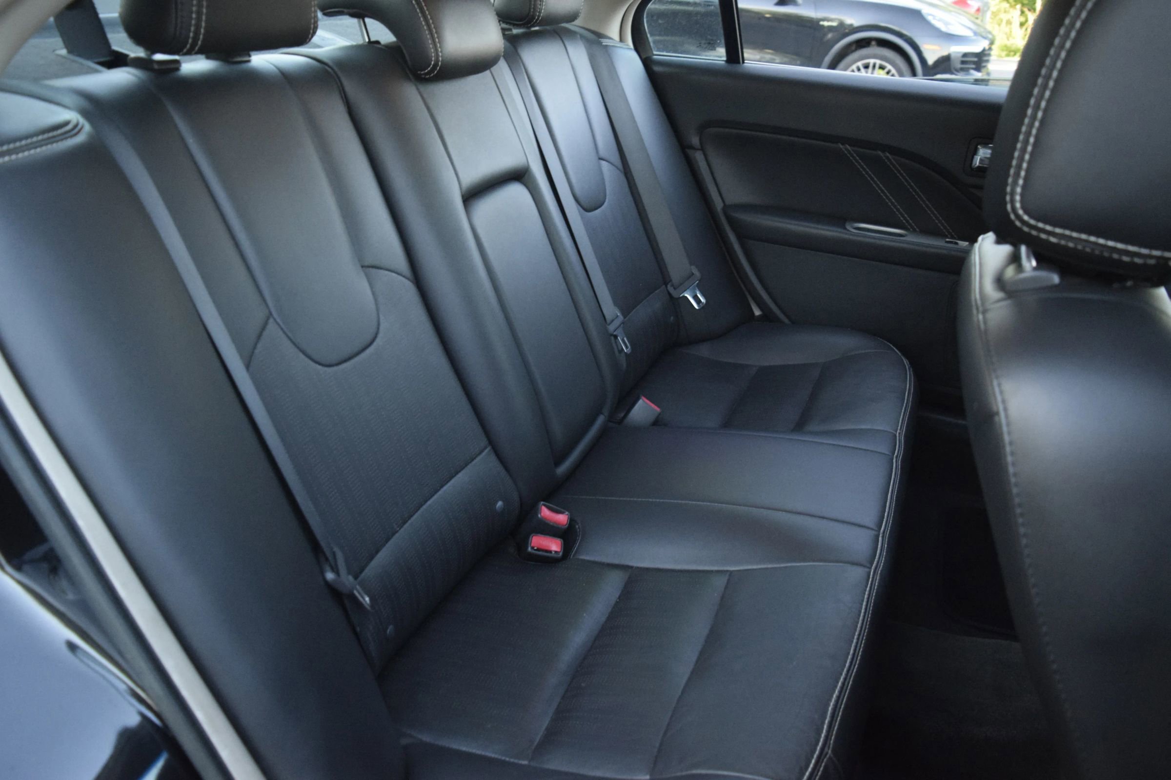 Used 2012 Ford Fusion Sport FWD image 8