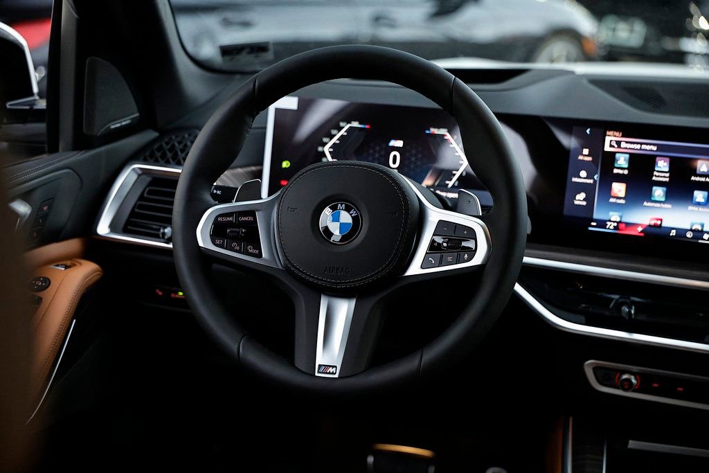 New 2026 BMW X5 xDrive40i w/ M Sport Package image 28