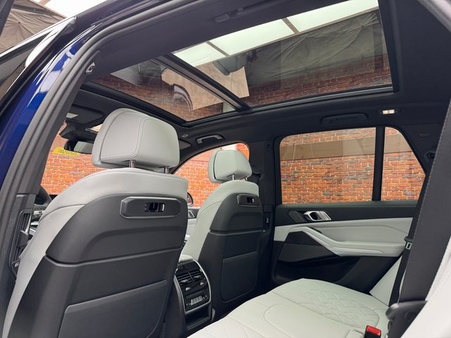 Used 2026 BMW X5 xDrive40i w/ Premium Package AWD/4WD image 24