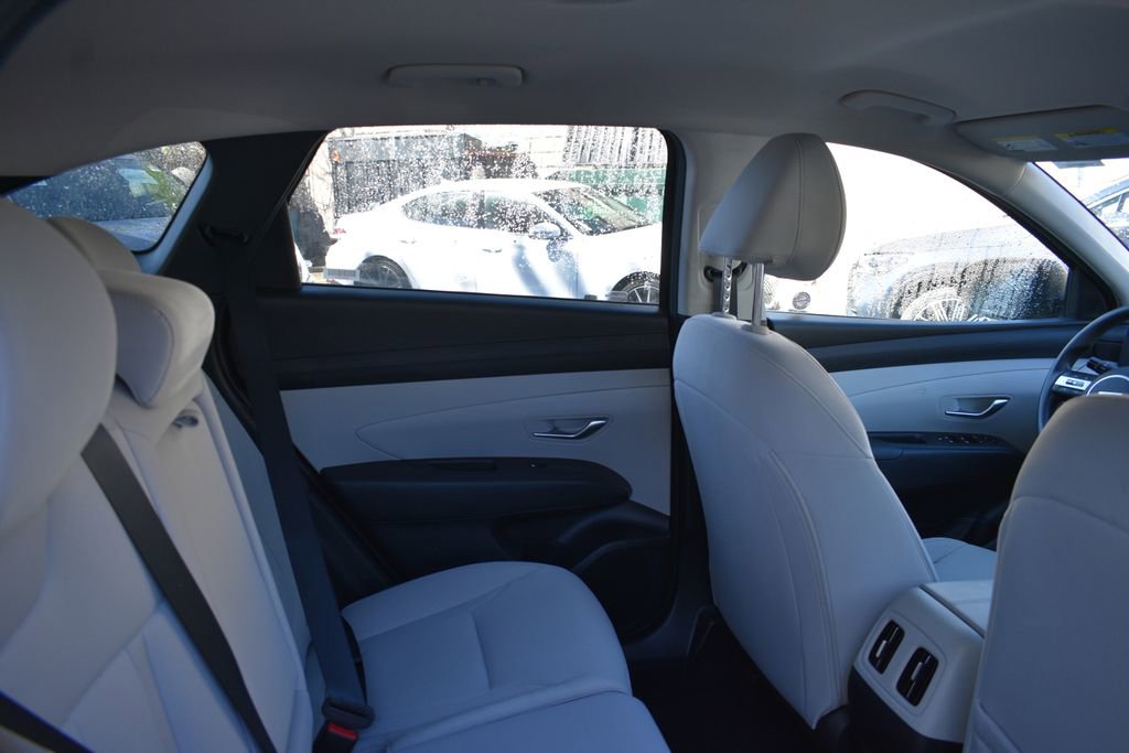 Used 2025 Hyundai Tucson SEL AWD/4WD image 25