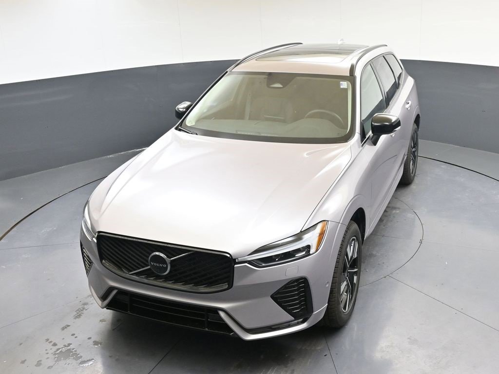 New 2026 Volvo XC60 B5 Plus w/ Climate Package image 43