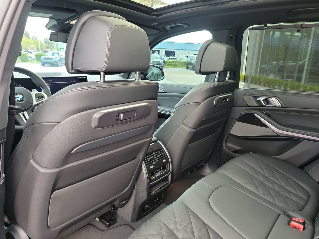 Used 2026 BMW X5 M60i image 17