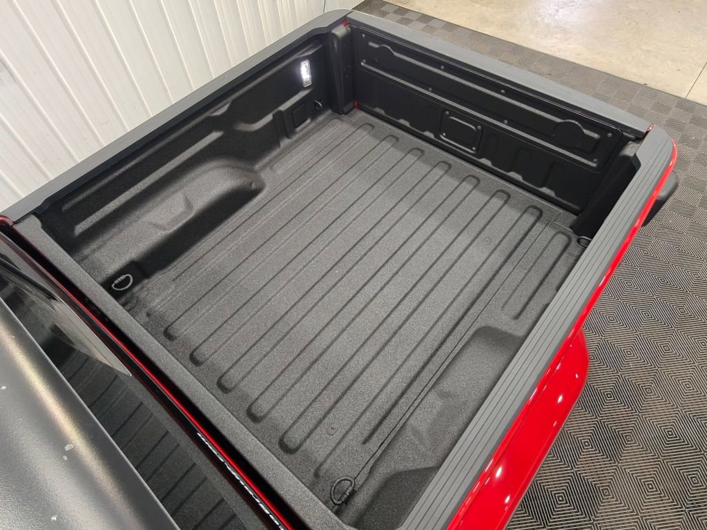 Used 2023 Jeep Gladiator Willys image 23