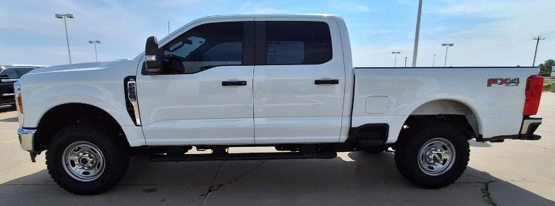 Used 2025 Ford F250 XL w/ XL Off-Road Package AWD/4WD image 5