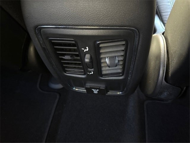 Used 2021 Jeep Grand Cherokee Laredo X image 22