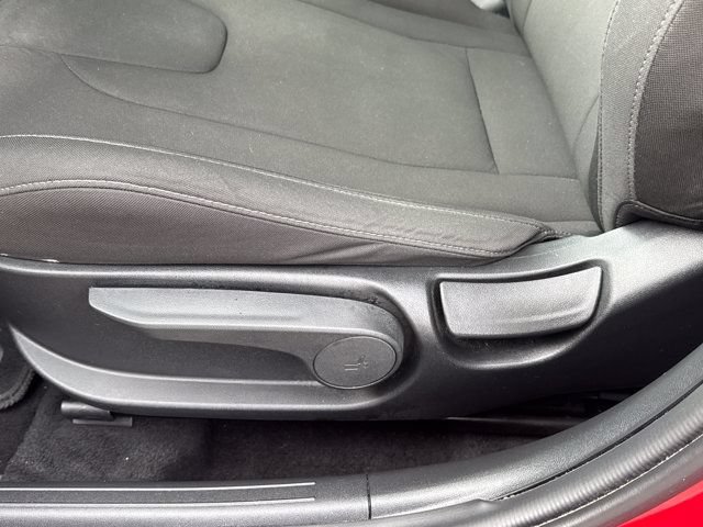 Used 2023 Hyundai Elantra SEL w/ Convenience Package FWD image 14