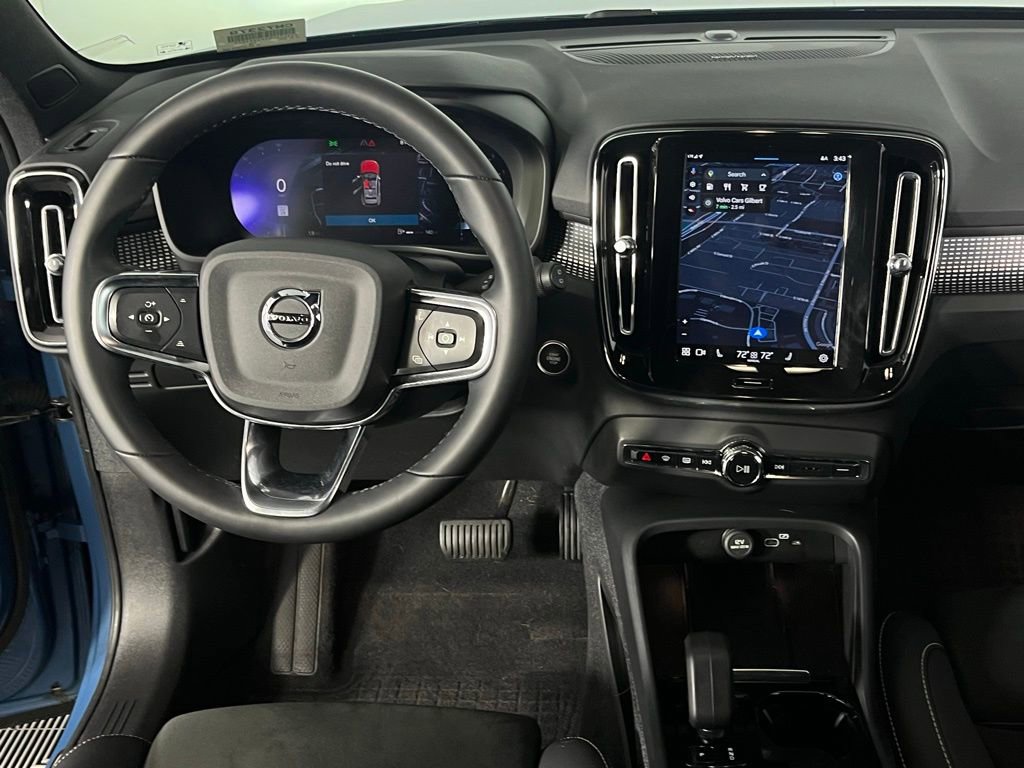 Used 2023 Volvo XC40 B5 Ultimate w/ Protection Package image 14