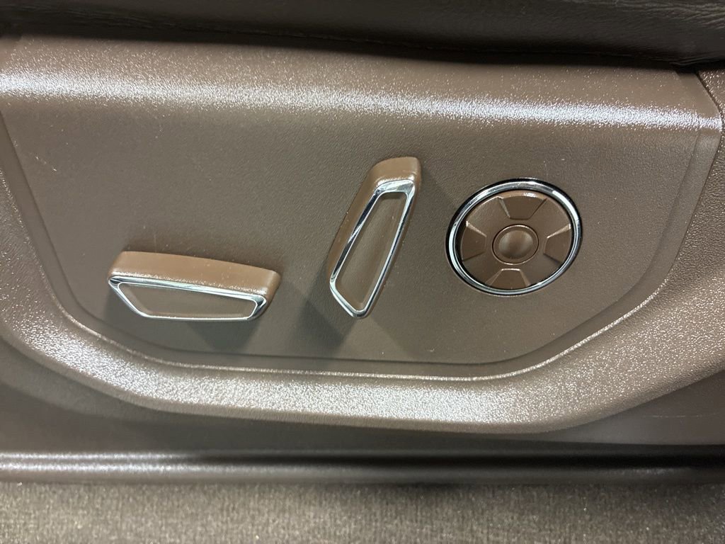 Used 2018 Ford F150 King Ranch w/ Equipment Group 601A Luxury image 11