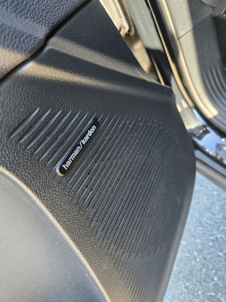 Used 2017 Dodge Challenger R/T Scat Pack RWD image 16