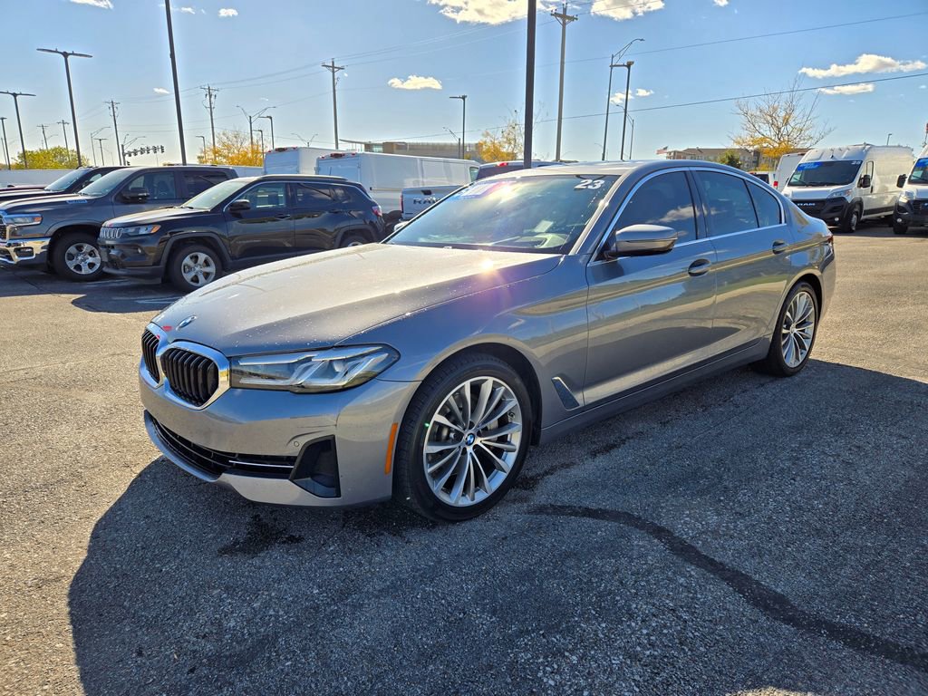 Used 2023 BMW 530i xDrive w/ Premium Package image 8