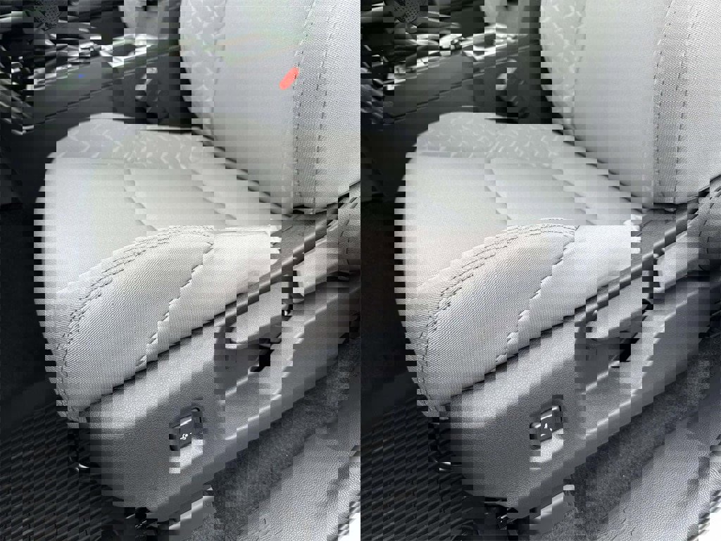 New 2025 Toyota Tacoma SR5 image 17