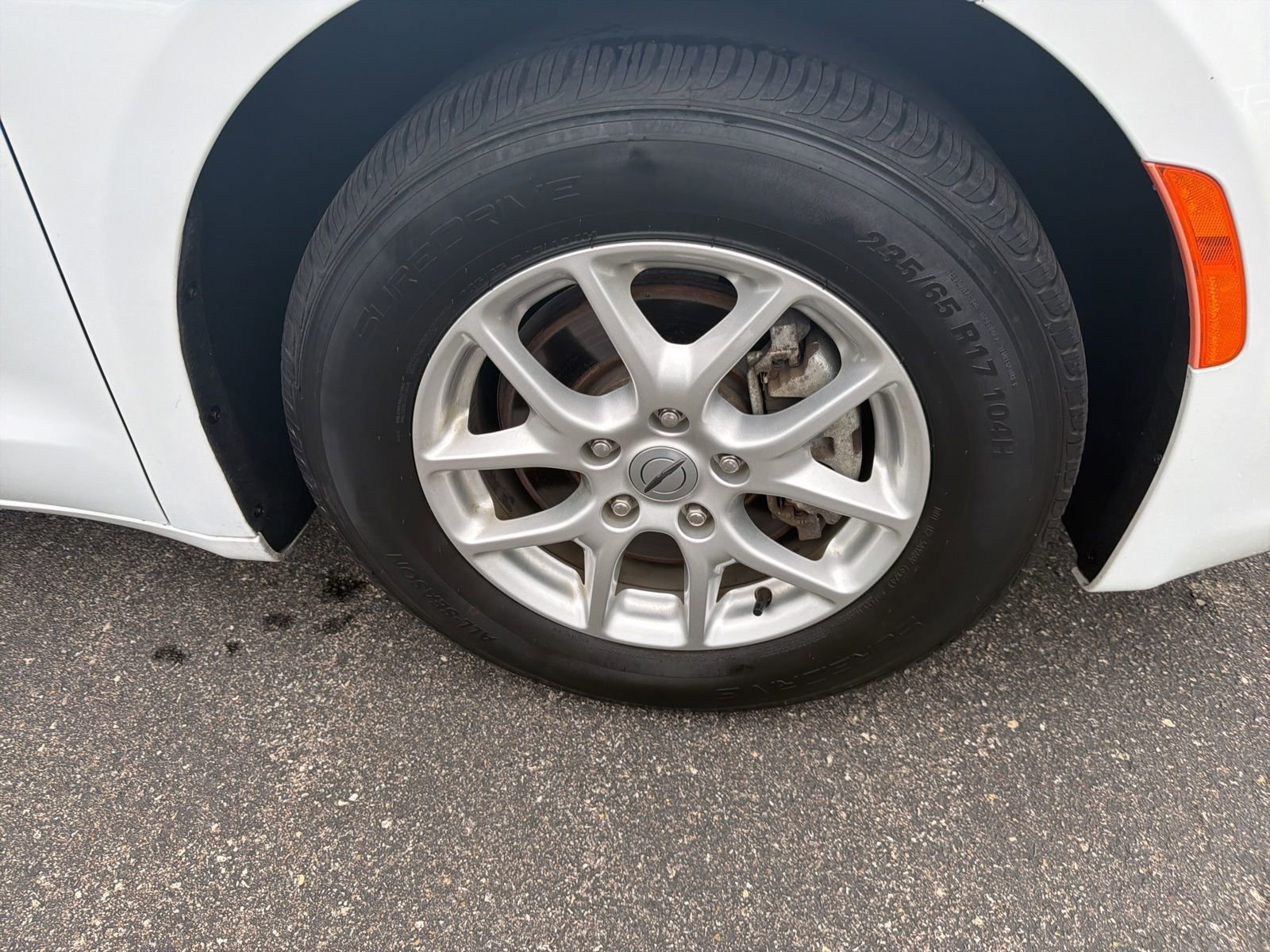 Used 2023 Chrysler Voyager LX FWD image 32