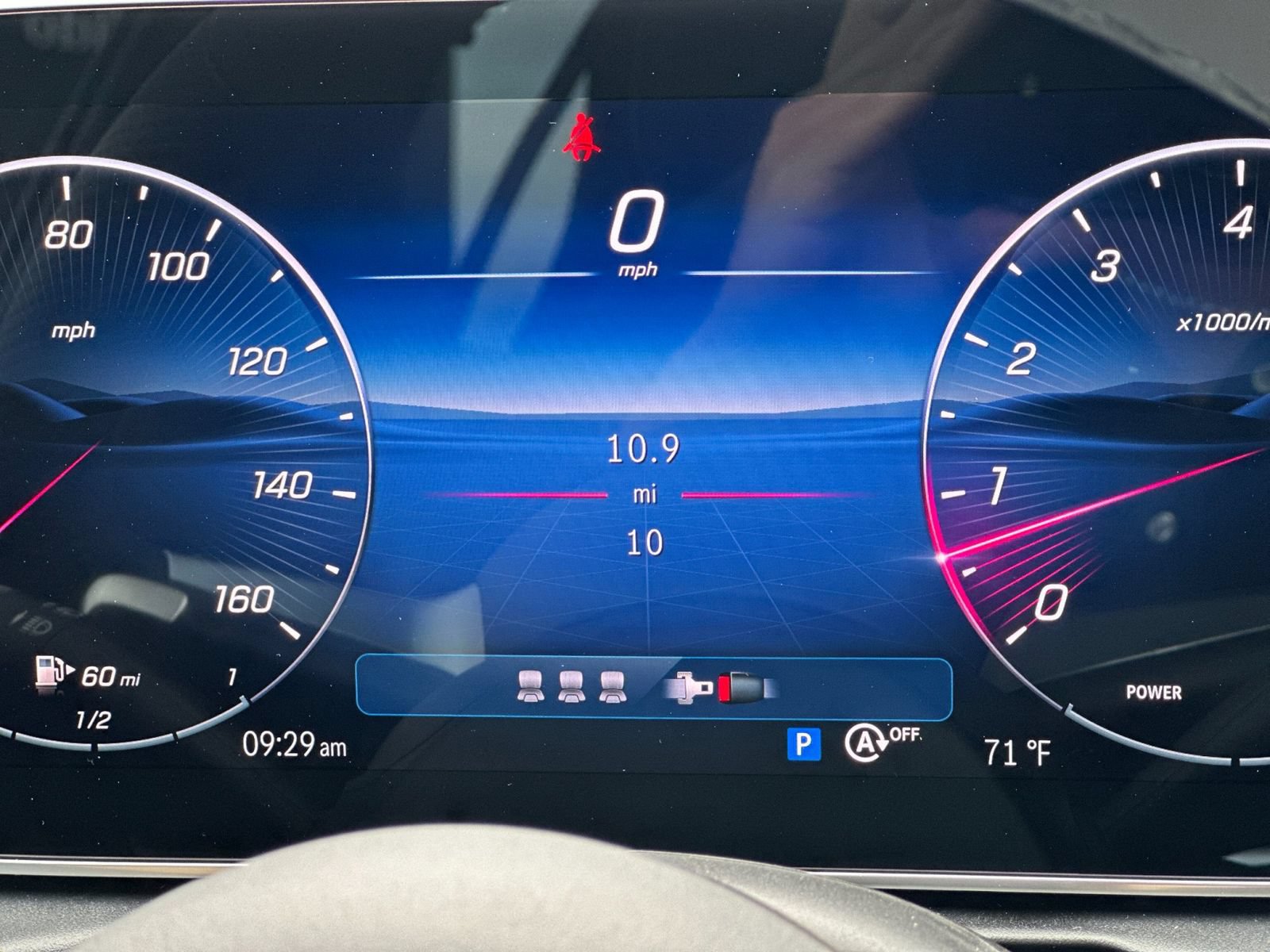 Used 2025 Mercedes-Benz C 300 4MATIC Sedan image 30