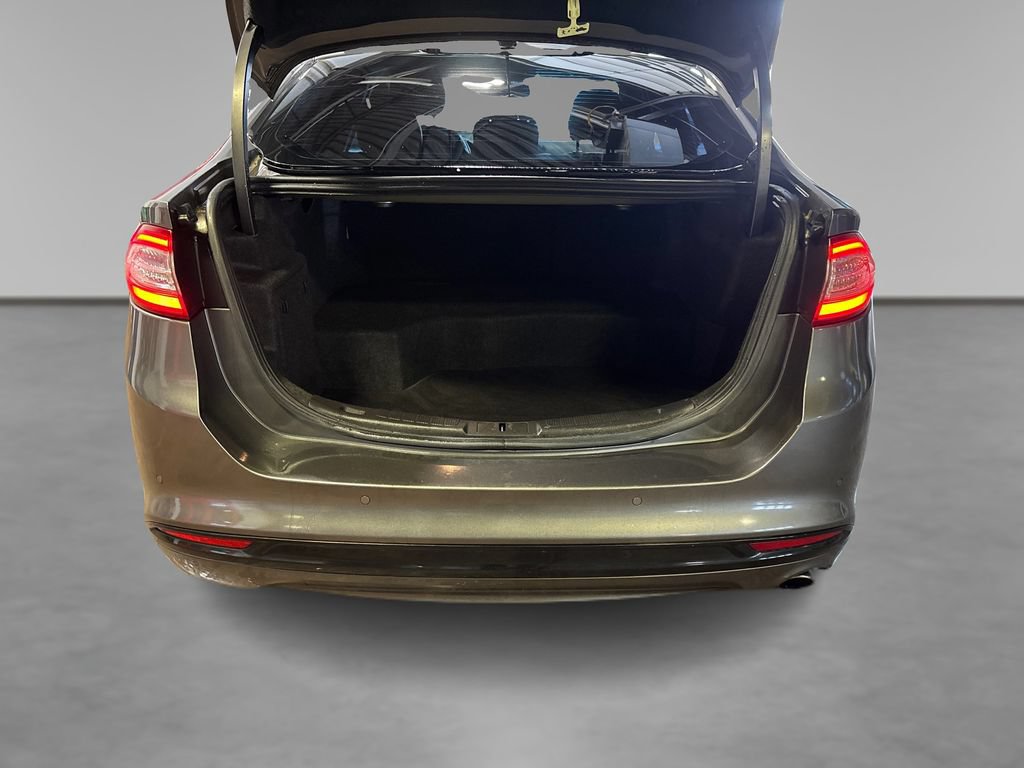 Used 2013 Ford Fusion Titanium FWD image 11
