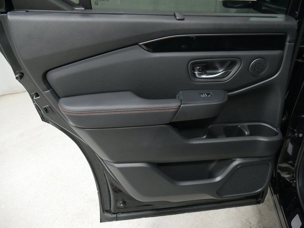 New 2025 Honda Pilot TrailSport image 21