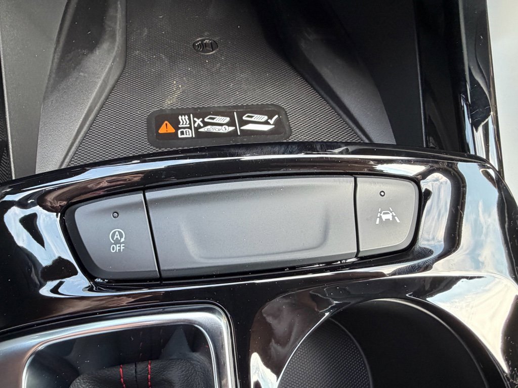 New 2026 Chevrolet Trax RS w/ Sunroof Package image 8