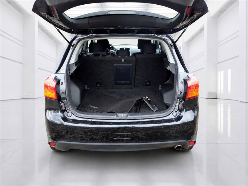 Used 2013 Mitsubishi Outlander Sport SE AWD/4WD image 24