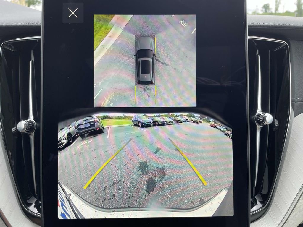 New 2026 Volvo XC60 B5 Ultra w/ Protection Package Premier image 21