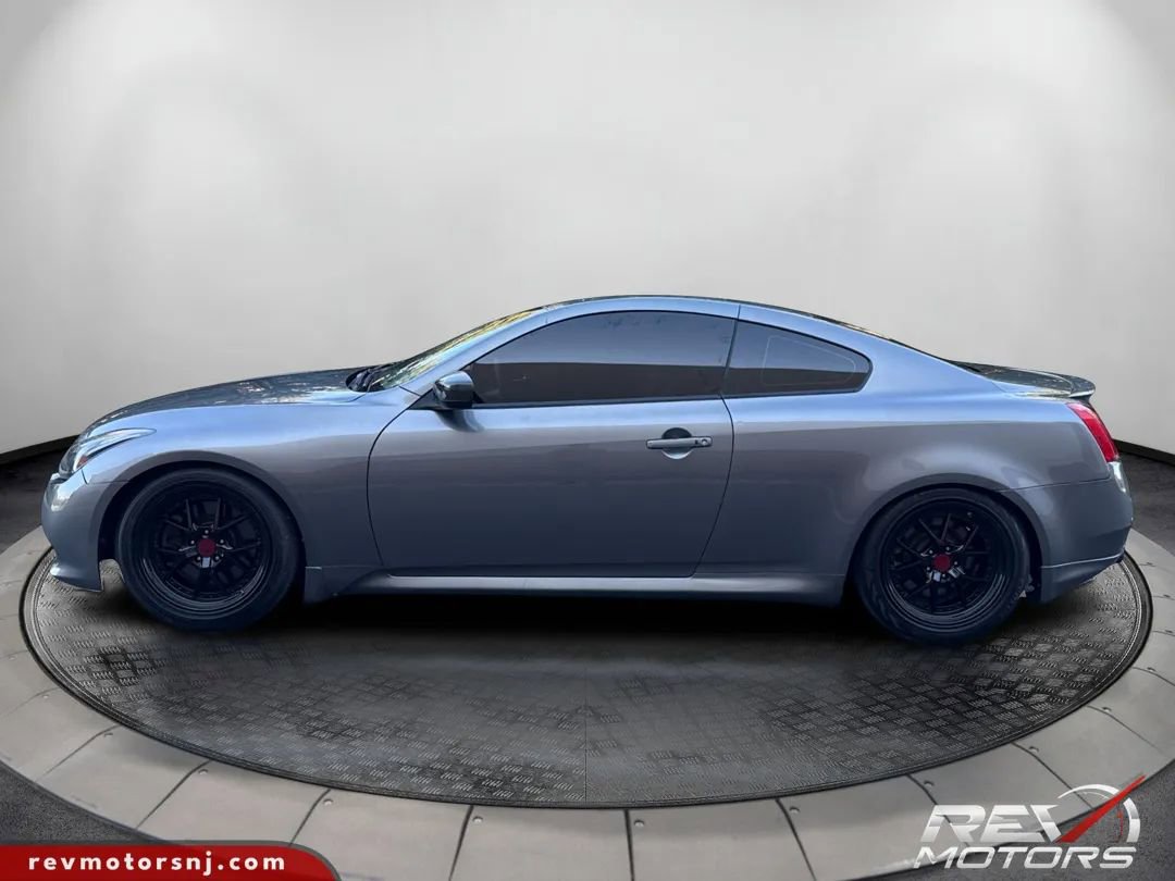 Used 2011 INFINITI G37 x Coupe w/ Premium Pkg image 1