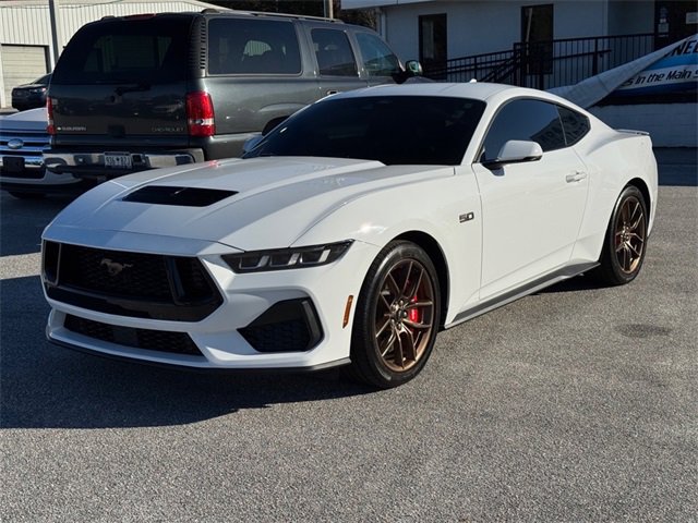 Used 2024 Ford Mustang GT Premium image 7