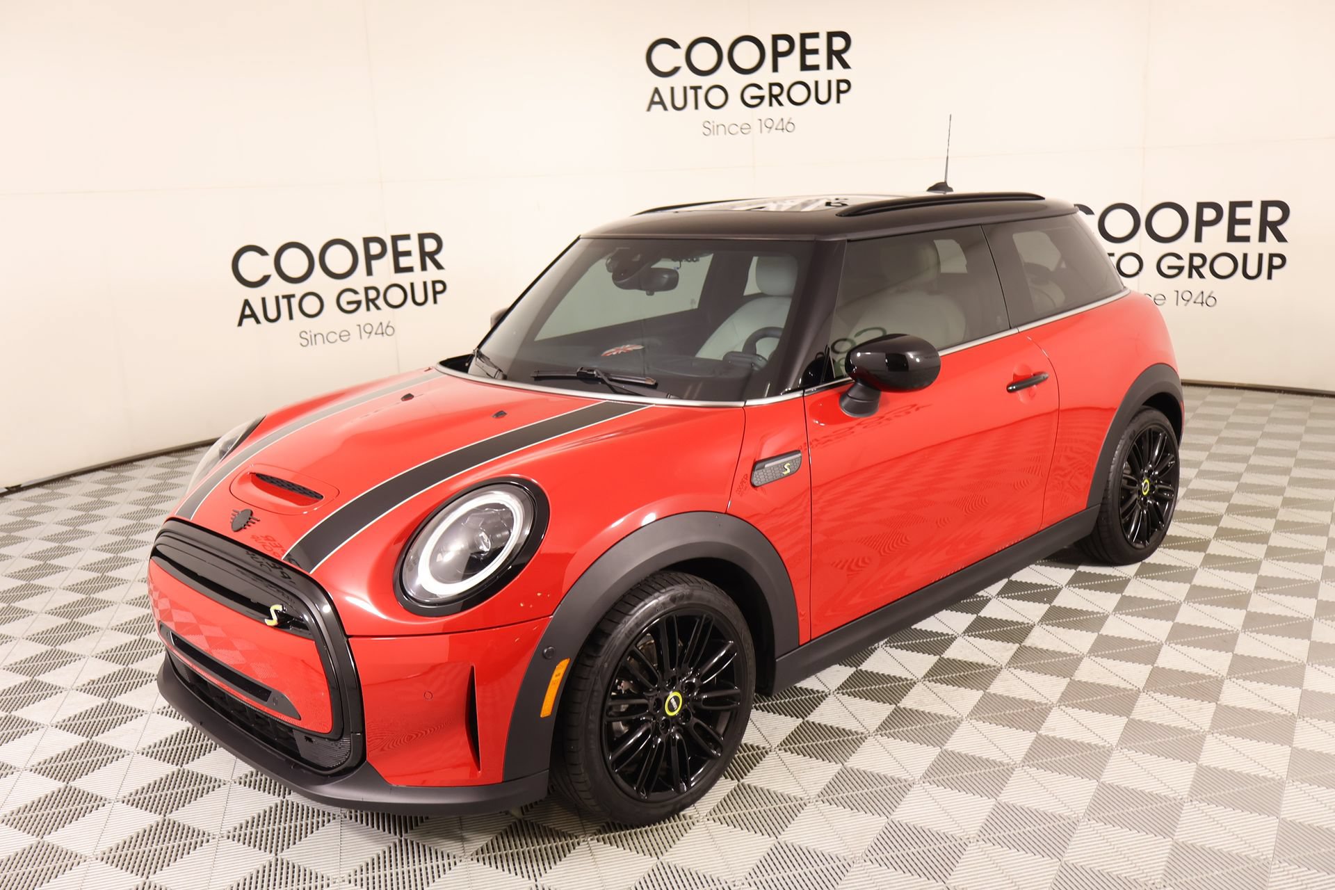Used 2022 MINI Cooper SE FWD image 11