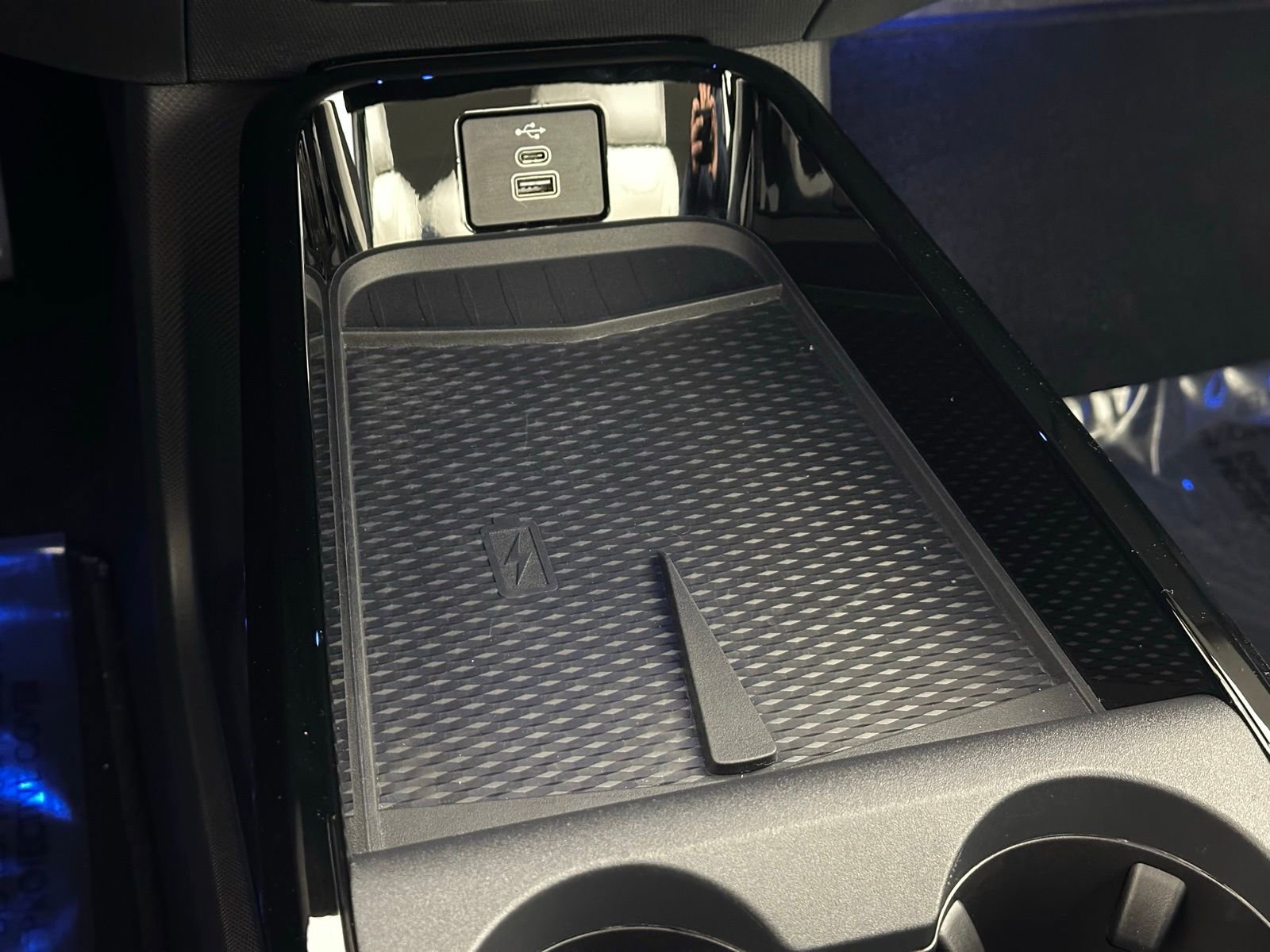 Used 2025 Ford Mustang Mach-E Premium image 17